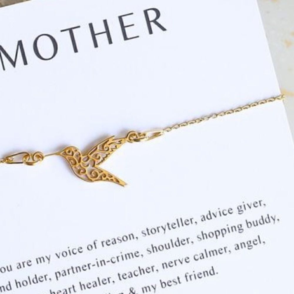 💕💕JUST IN💕💕Mother Bird Bracelet Golden Adjustable Bracelet Ornate